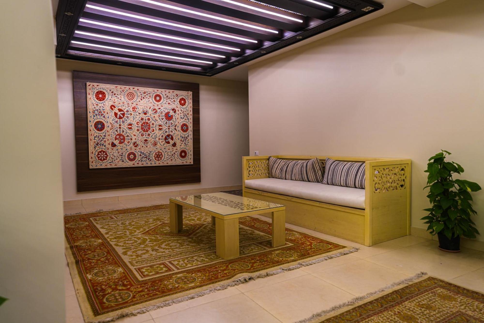 Doudou Pyramids View Hotel Kafret el-Gabal Kültér fotó