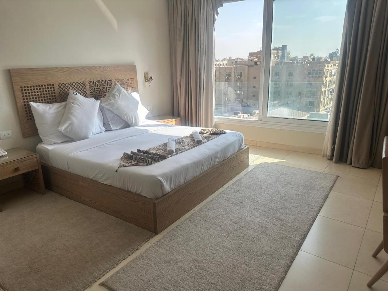 Doudou Pyramids View Hotel Kafret el-Gabal Kültér fotó